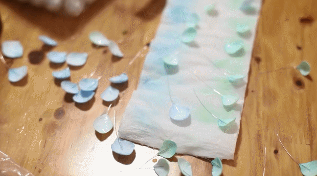 95后小姐姐用易拉罐和羽毛作凤冠,圈粉23万粉丝,美的要逆天! 第22张 95后小姐姐用易拉罐和羽毛作凤冠,圈粉23万粉丝,美的要逆天! 第22张