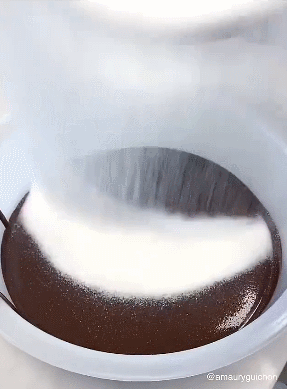 90后小哥靠“造假”艺术品,火了!彻底颠覆了我的认知 第16张 90后小哥靠“造假”艺术品,火了!彻底颠覆了我的认知 第16张